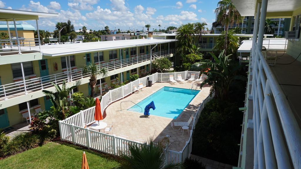 Tropic Terrace Of Treasure Island Hotell St. Pete Beach Eksteriør bilde
