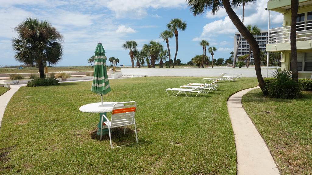 Tropic Terrace Of Treasure Island Hotell St. Pete Beach Eksteriør bilde