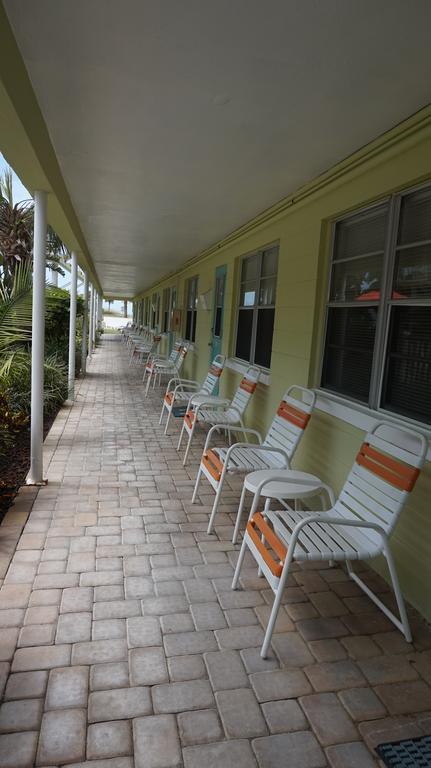 Tropic Terrace Of Treasure Island Hotell St. Pete Beach Eksteriør bilde