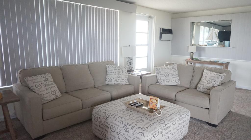 Tropic Terrace Of Treasure Island Hotell St. Pete Beach Eksteriør bilde
