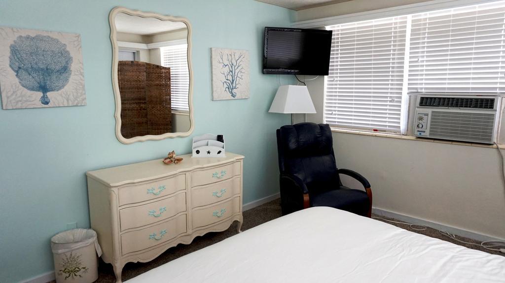 Tropic Terrace Of Treasure Island Hotell St. Pete Beach Rom bilde